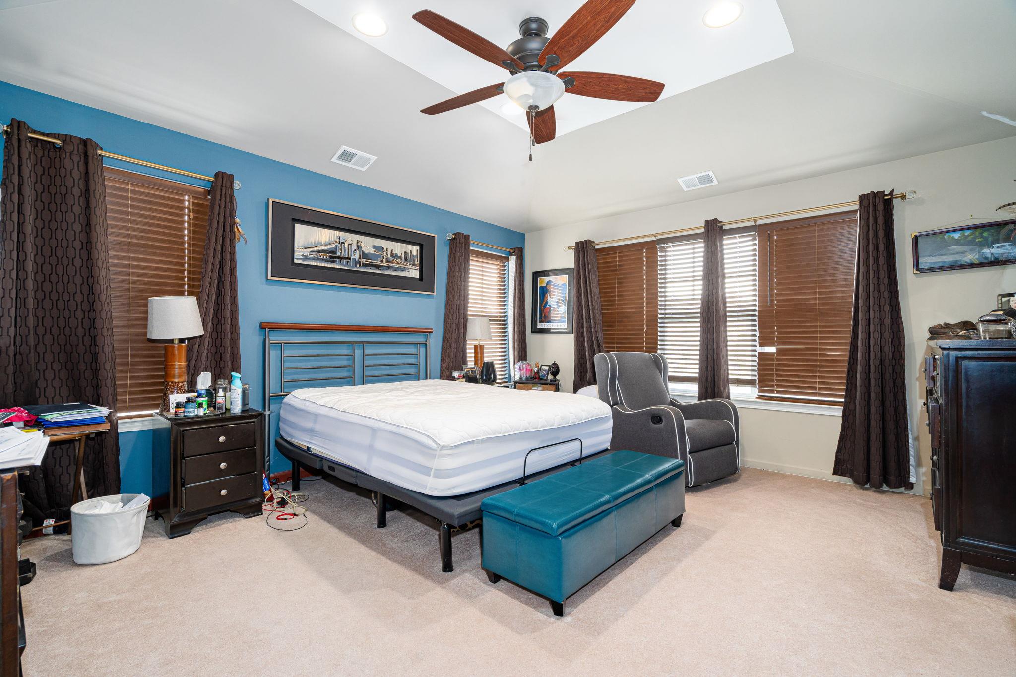 7 Avoncroft Lane, Middletown, NY 10940