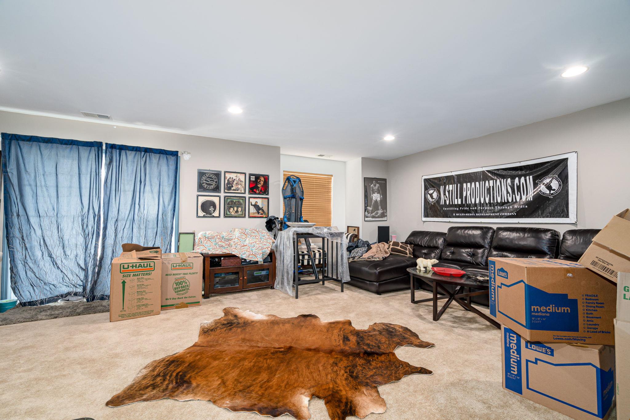 7 Avoncroft Lane, Middletown, NY 10940