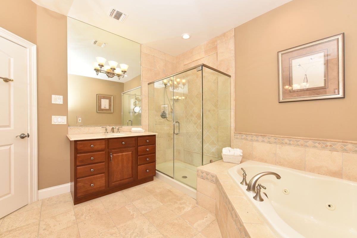 415 Pacing Way, Westbury, NY 11590