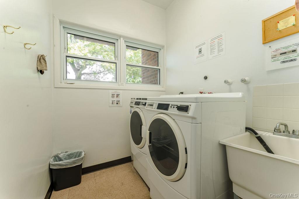 61 Maine Avenue # F6, Rockville Centre, NY 11570