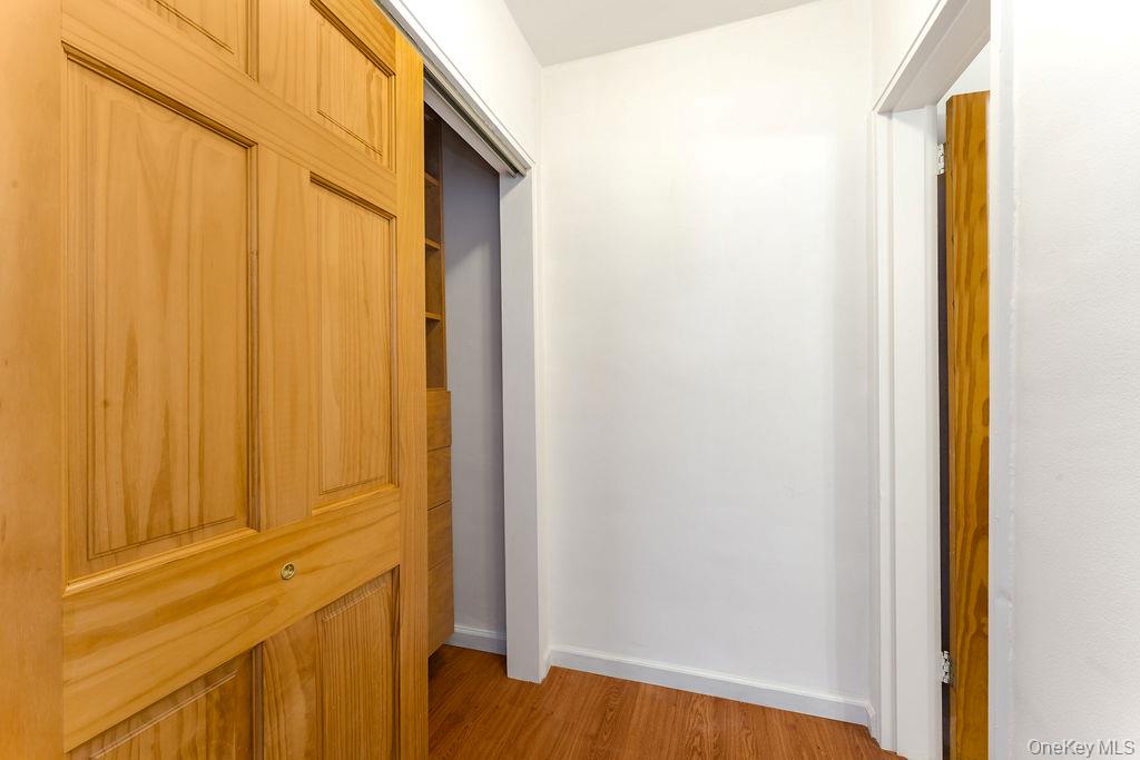 61 Maine Avenue # F6, Rockville Centre, NY 11570