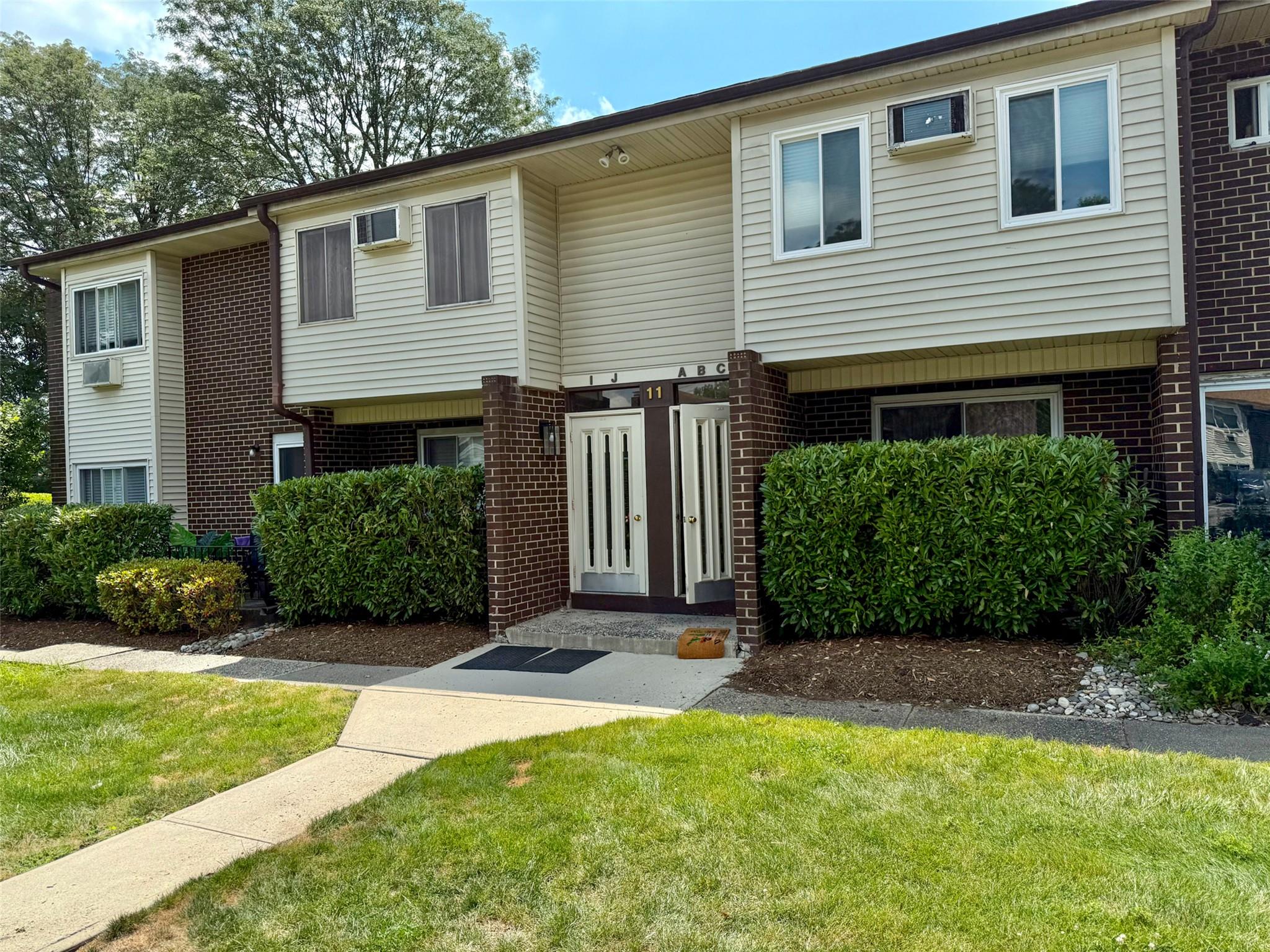 11C Blue Hill, Orangeburg, NY 10962