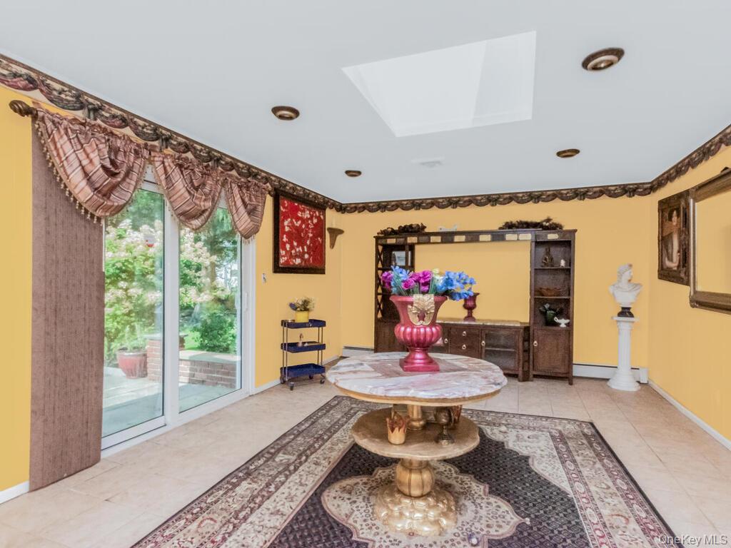 5 Drexel Court, New City, NY 10956