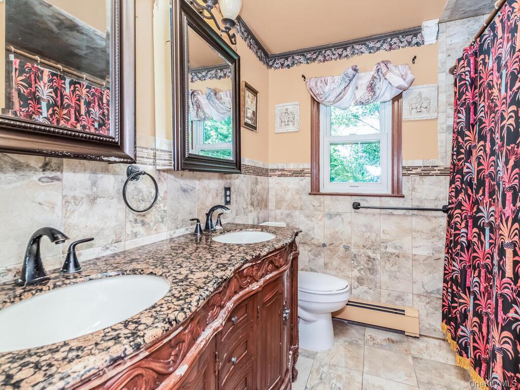 5 Drexel Court, New City, NY 10956