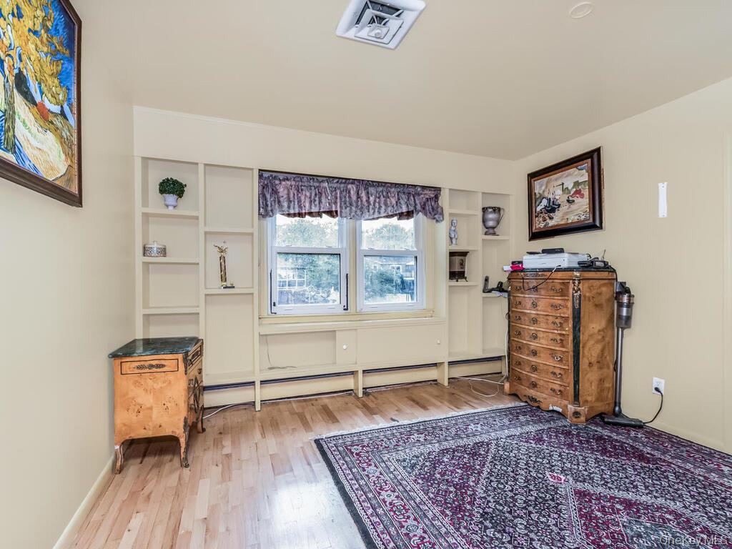 5 Drexel Court, New City, NY 10956