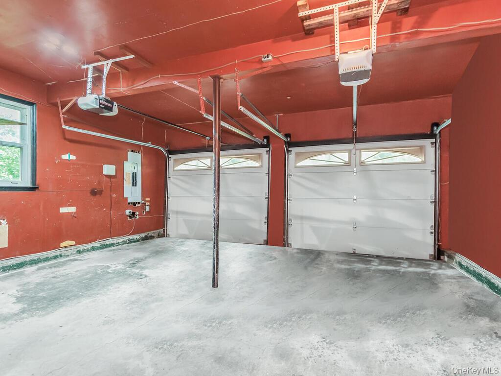 5 Drexel Court, New City, NY 10956