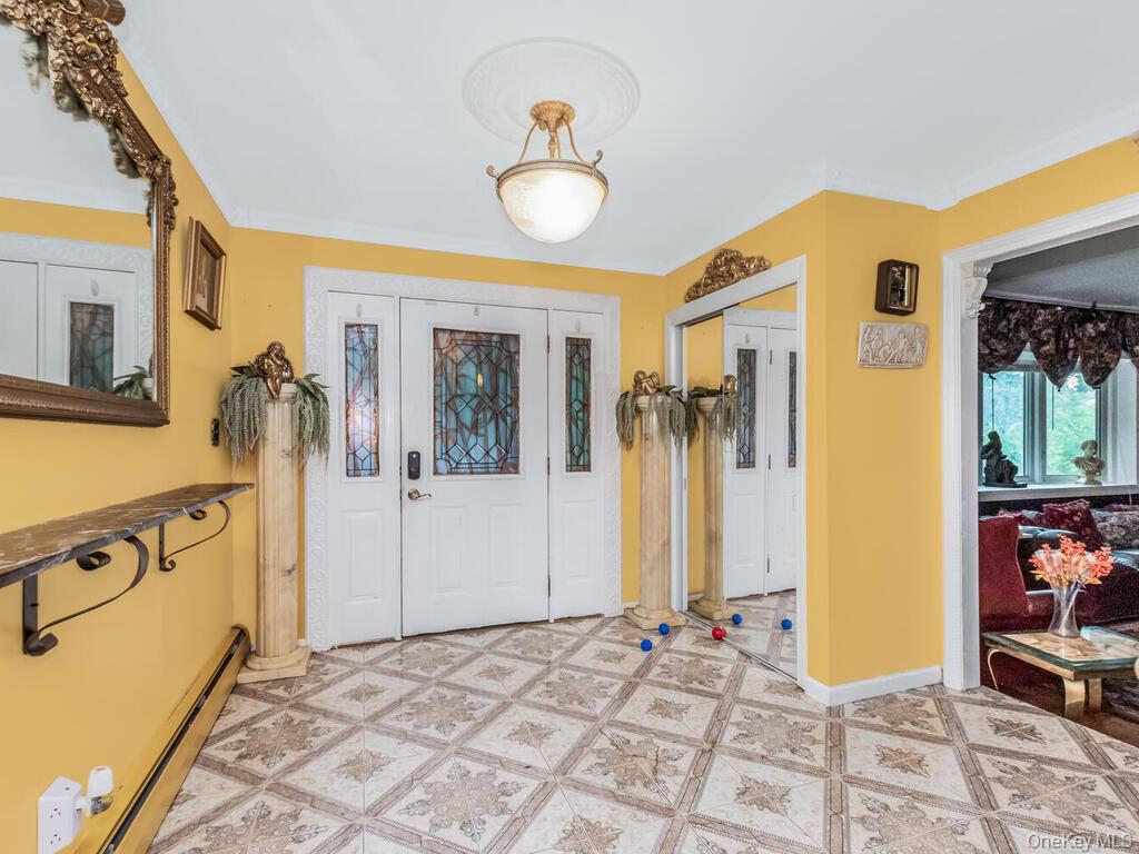 5 Drexel Court, New City, NY 10956