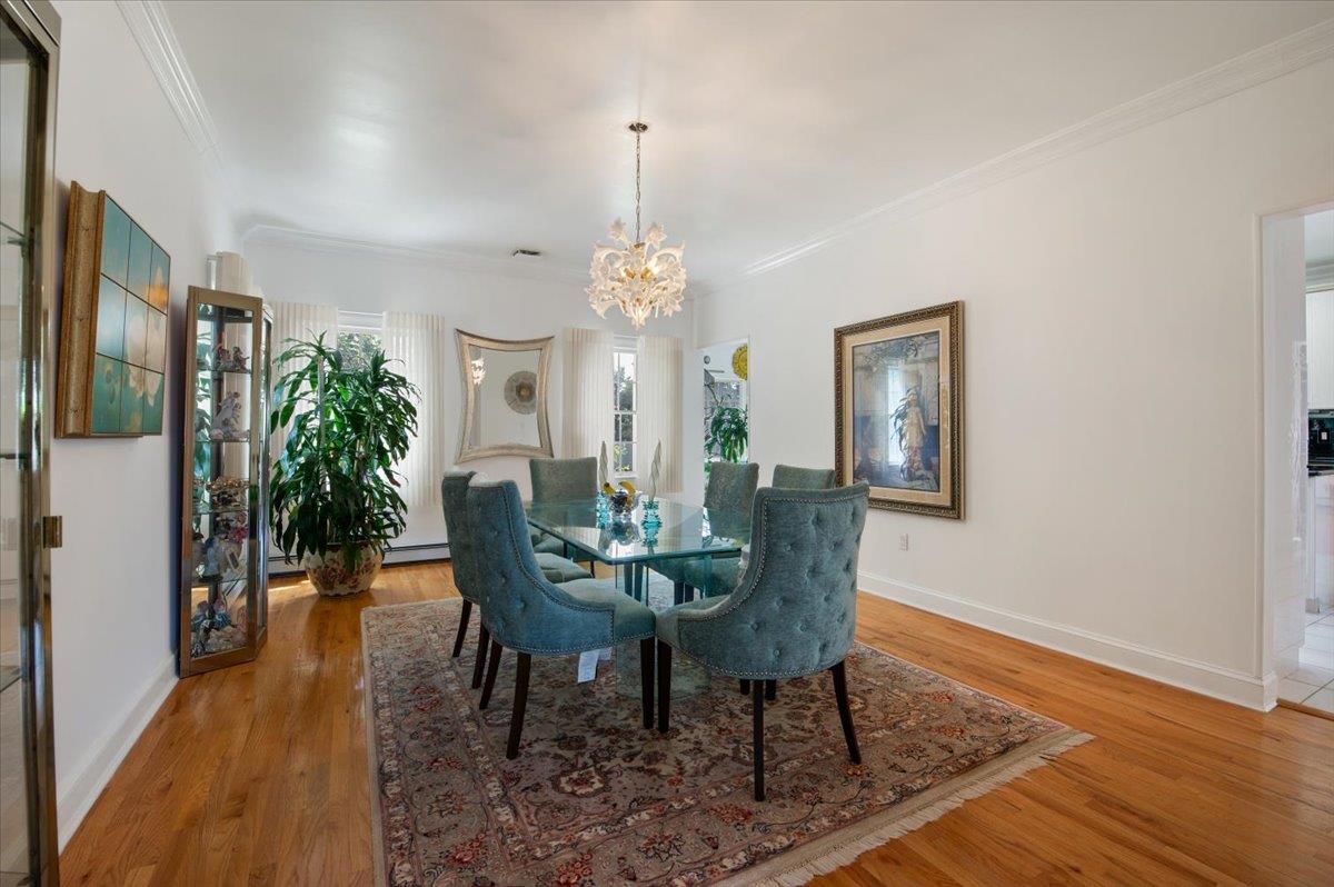 25 Sycamore Avenue, Bethpage, NY 11714