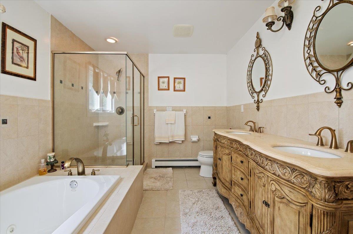 25 Sycamore Avenue, Bethpage, NY 11714