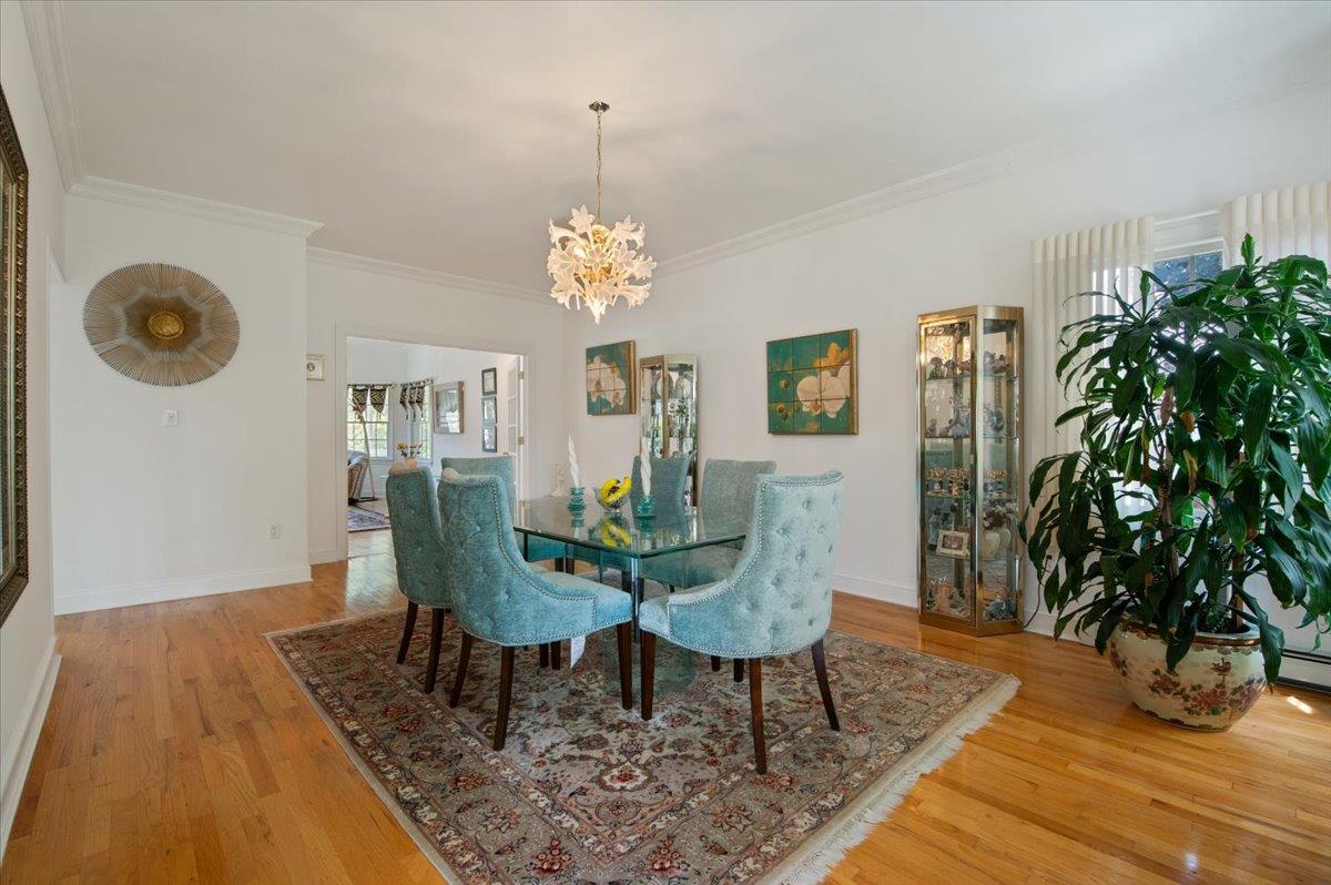 25 Sycamore Avenue, Bethpage, NY 11714