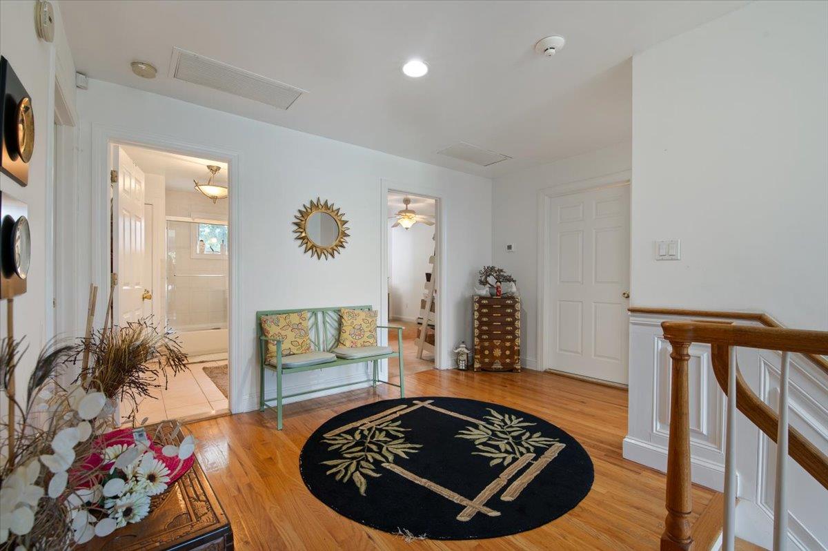 25 Sycamore Avenue, Bethpage, NY 11714