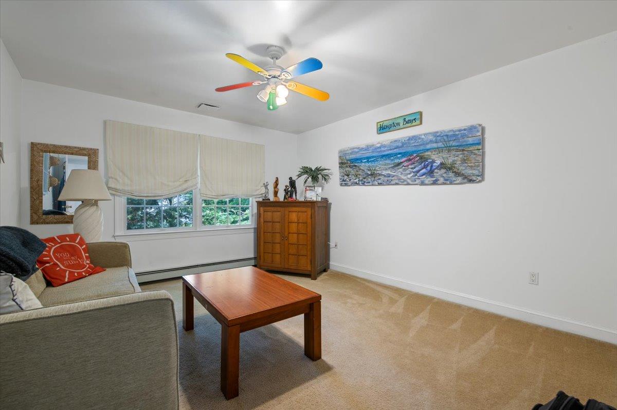 25 Sycamore Avenue, Bethpage, NY 11714