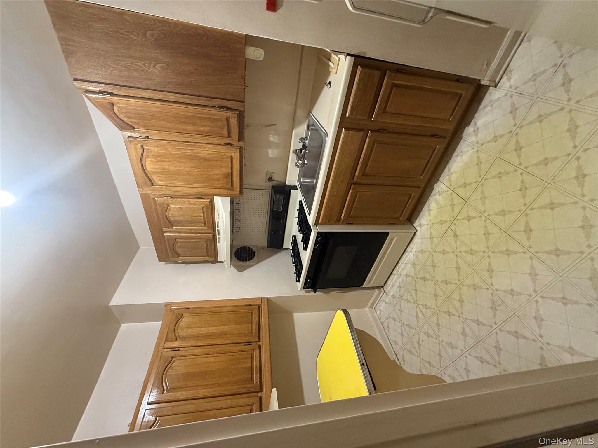 46-01 39 Avenue # 517, Sunnyside, NY 11104