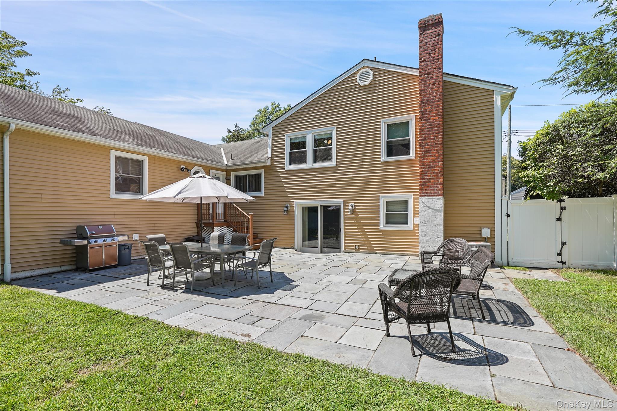 85 Vernon Drive, Scarsdale, NY 10583