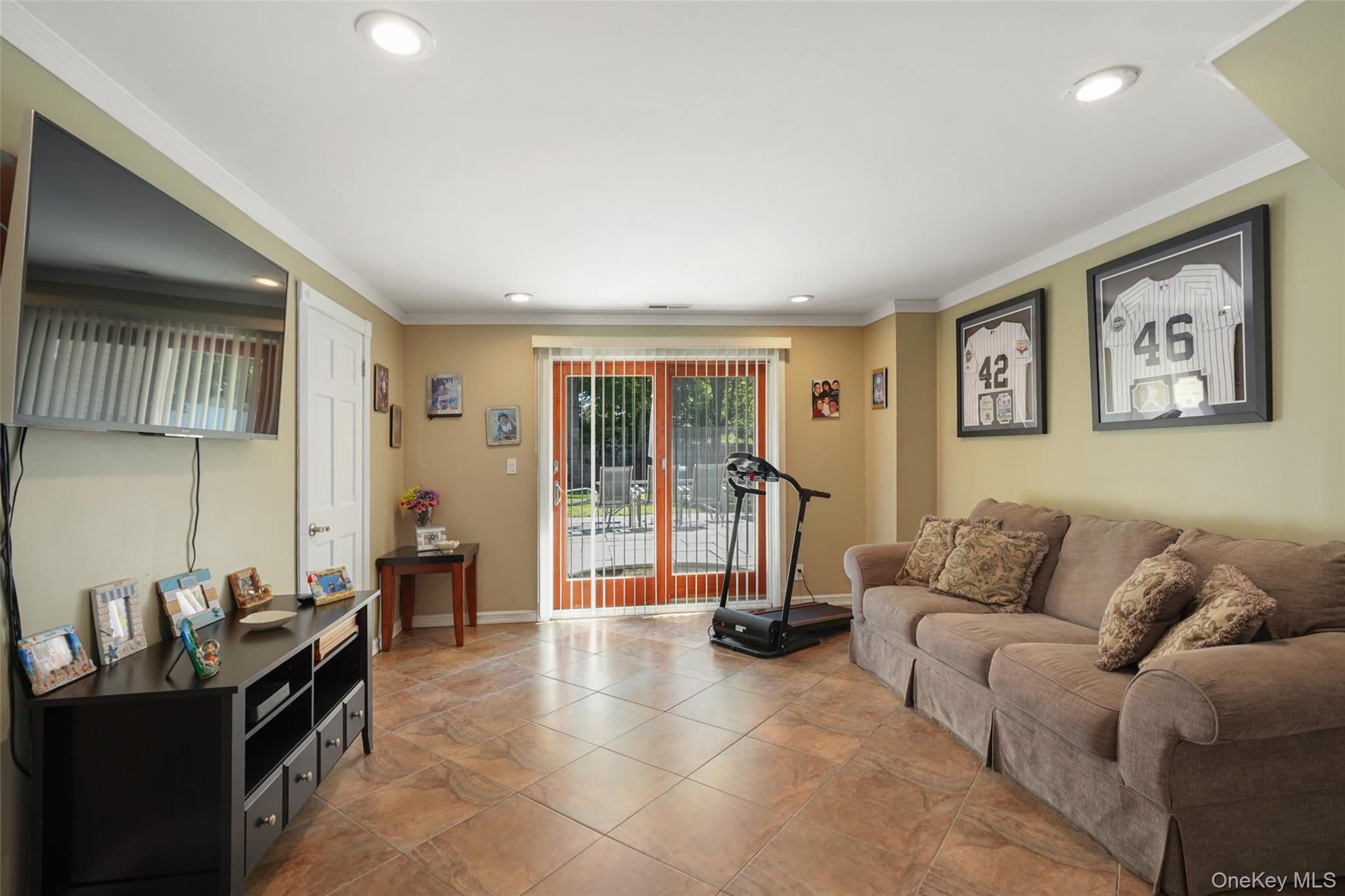 85 Vernon Drive, Scarsdale, NY 10583