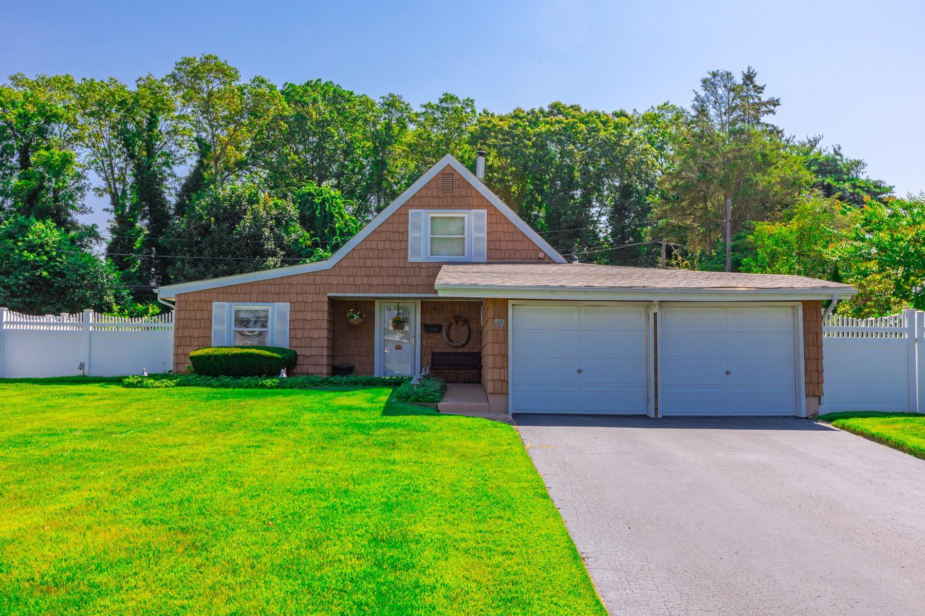 59 Snowberry Lane, Islandia, NY 11749