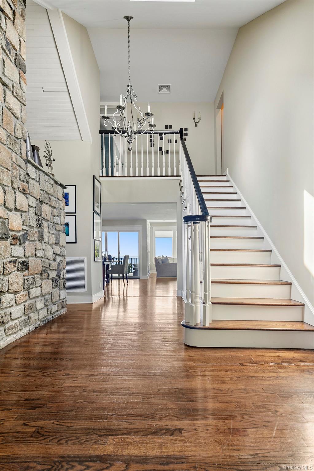 29 Bittersweet Lane, Southampton, NY 11963