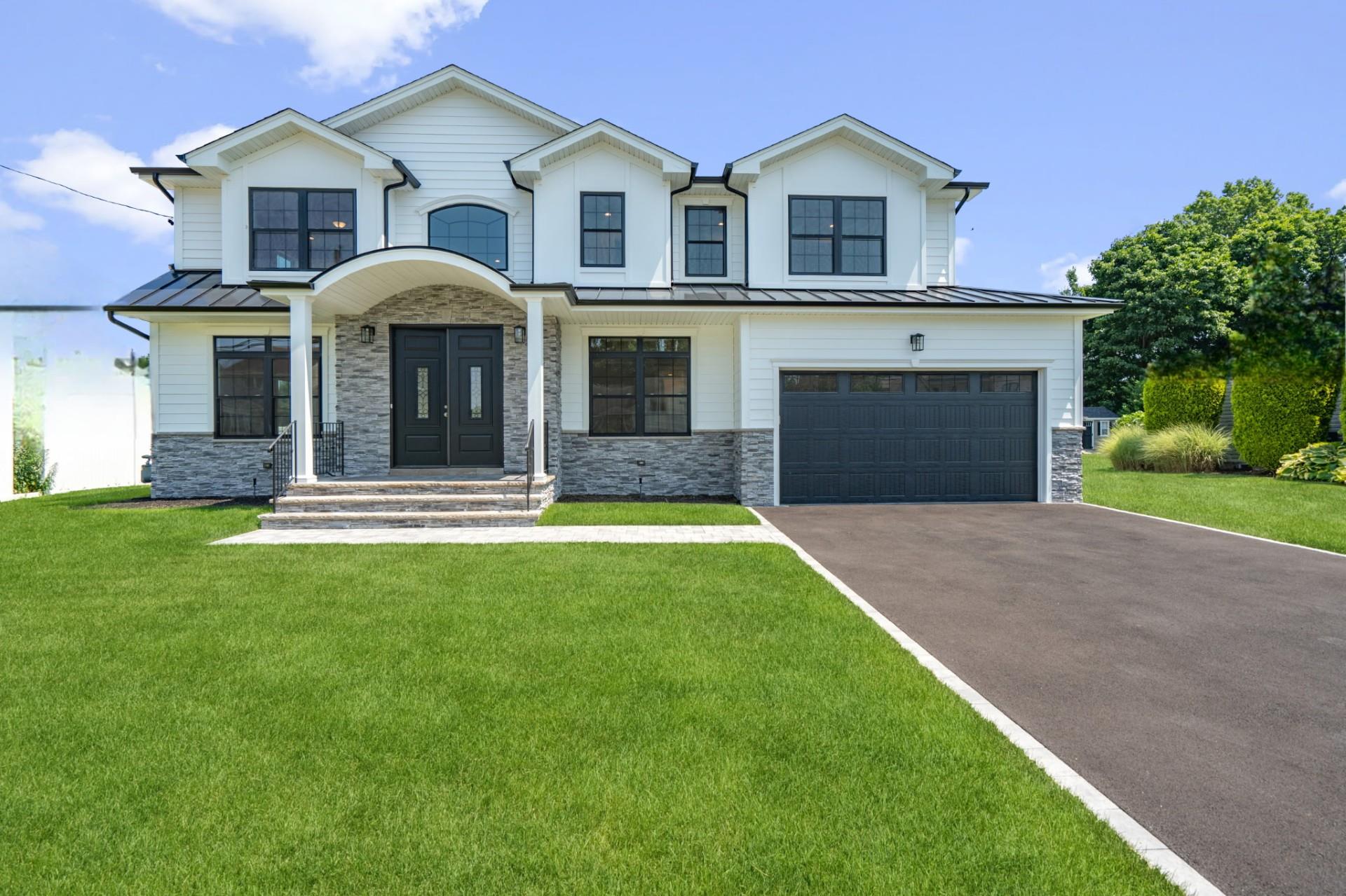 25 Westchester Avenue, Jericho, NY 11753