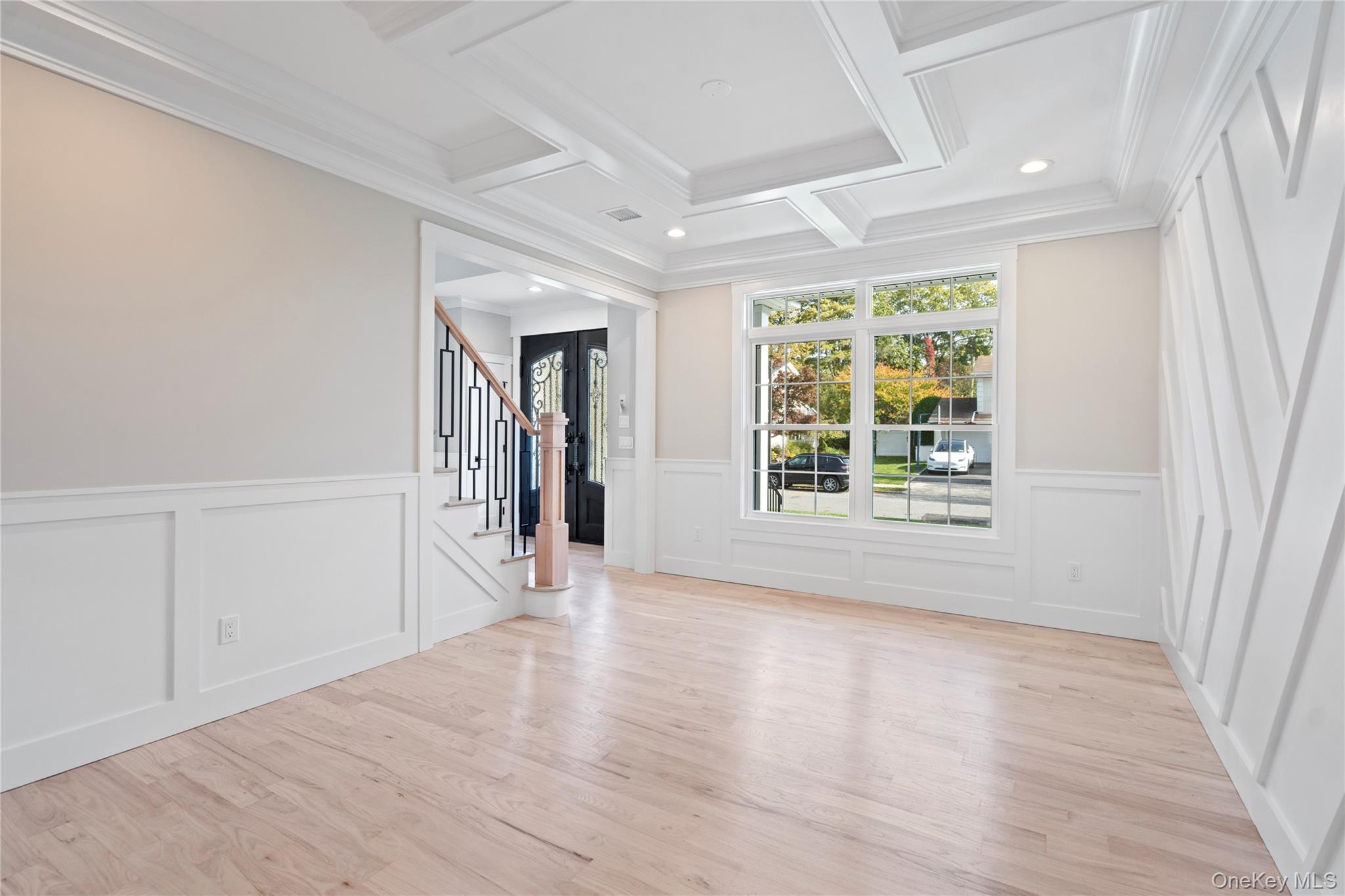 25 Westchester Avenue, Jericho, NY 11753