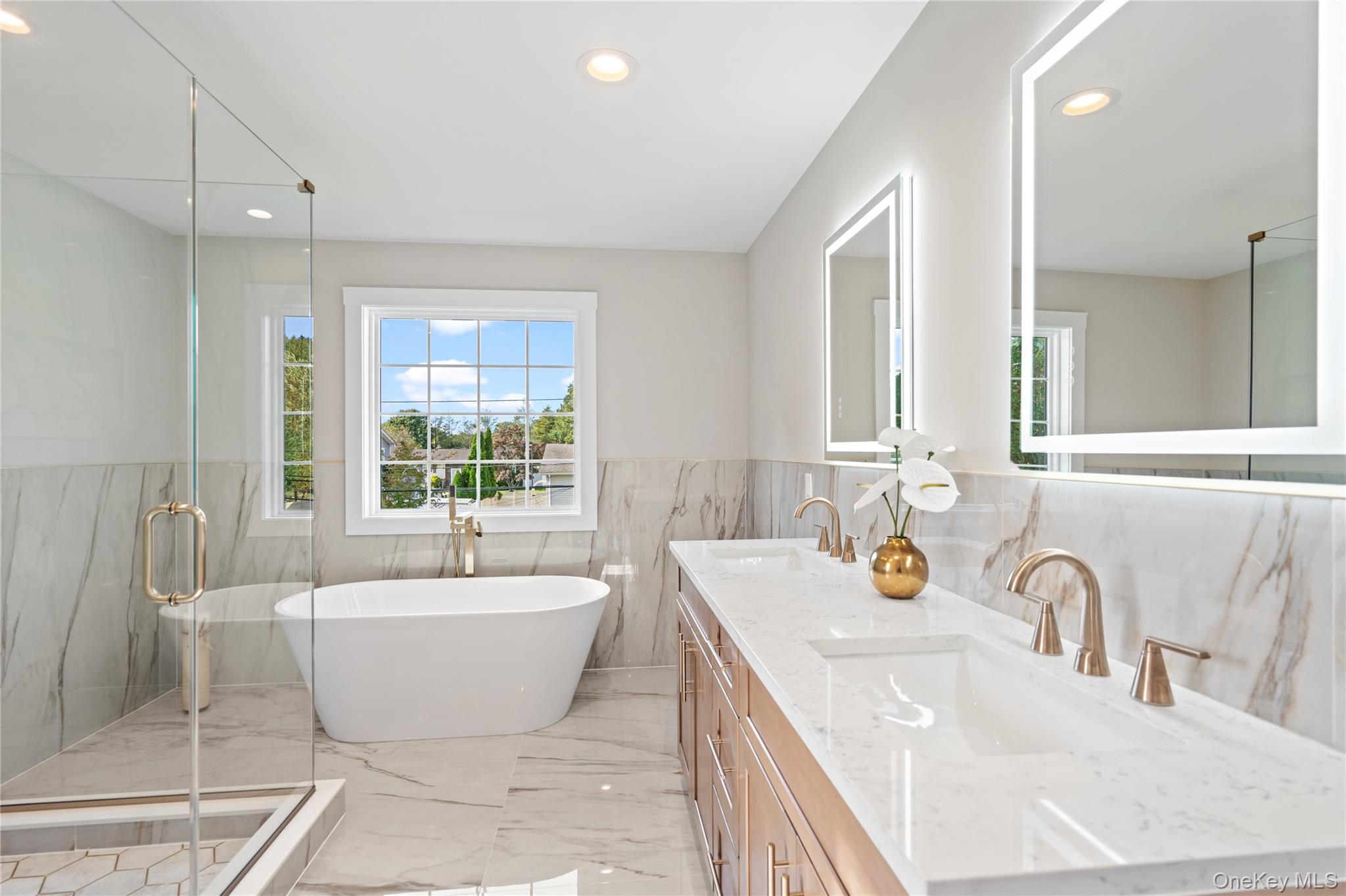 25 Westchester Avenue, Jericho, NY 11753