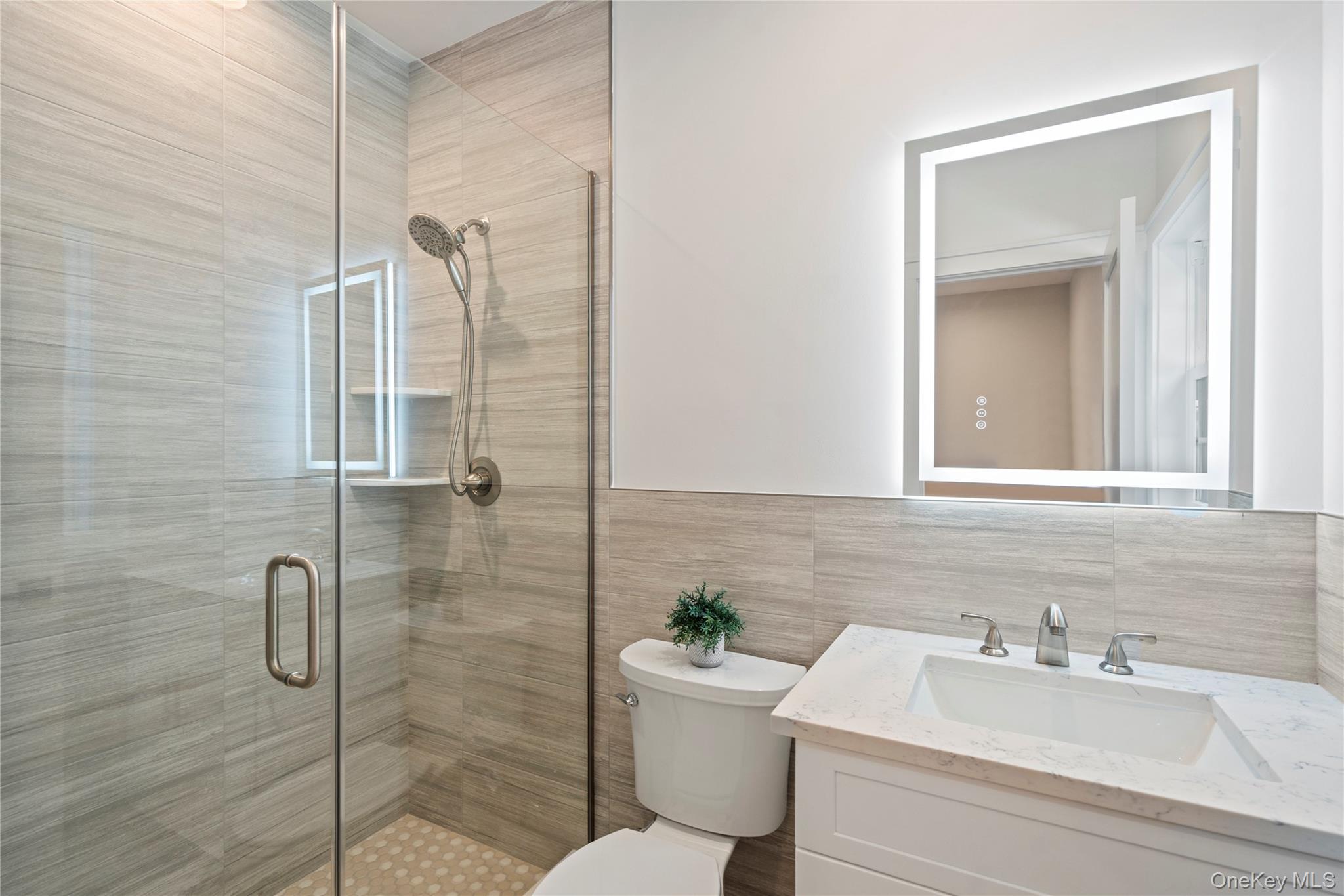 25 Westchester Avenue, Jericho, NY 11753