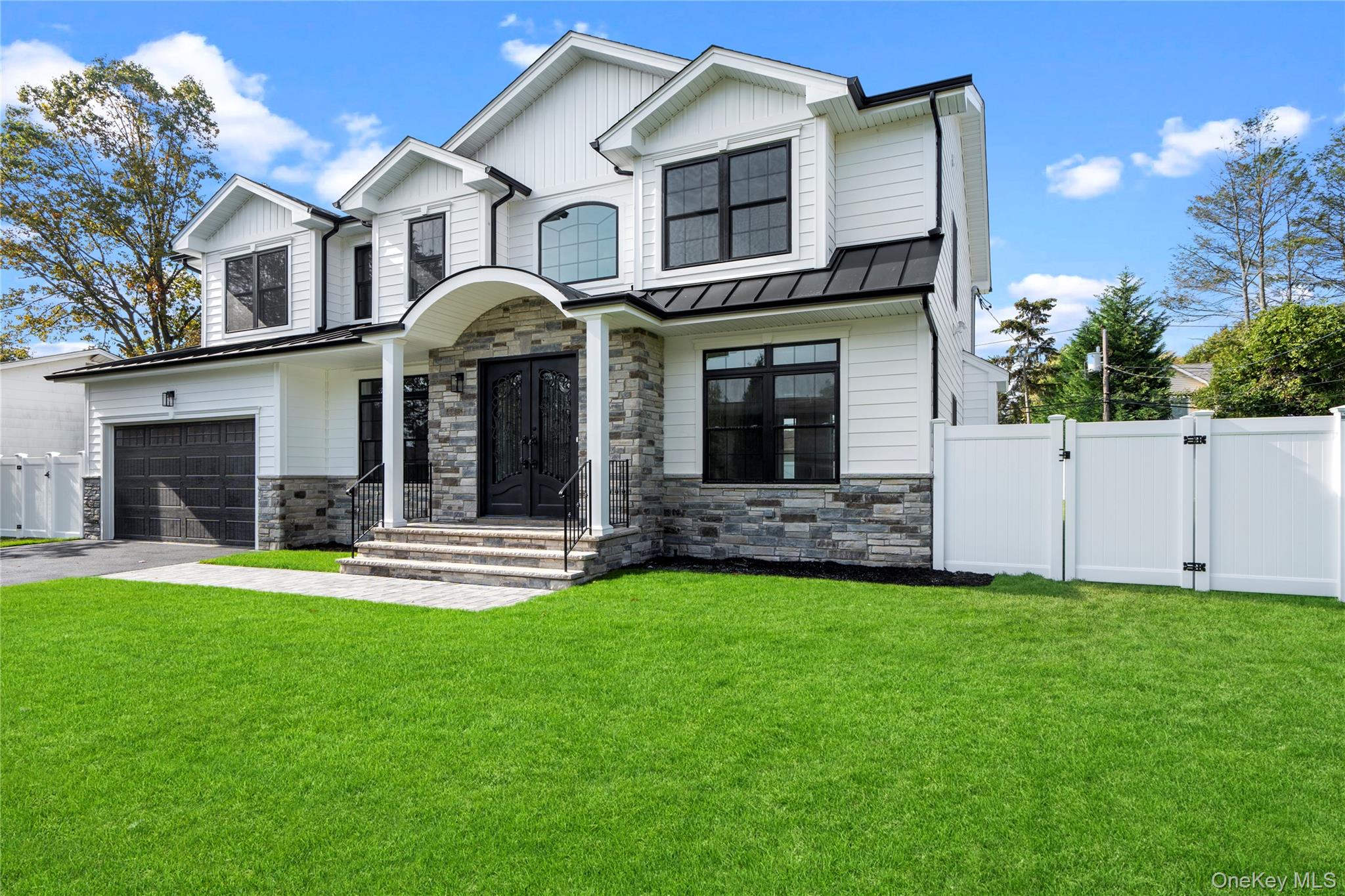 25 Westchester Avenue, Jericho, NY 11753