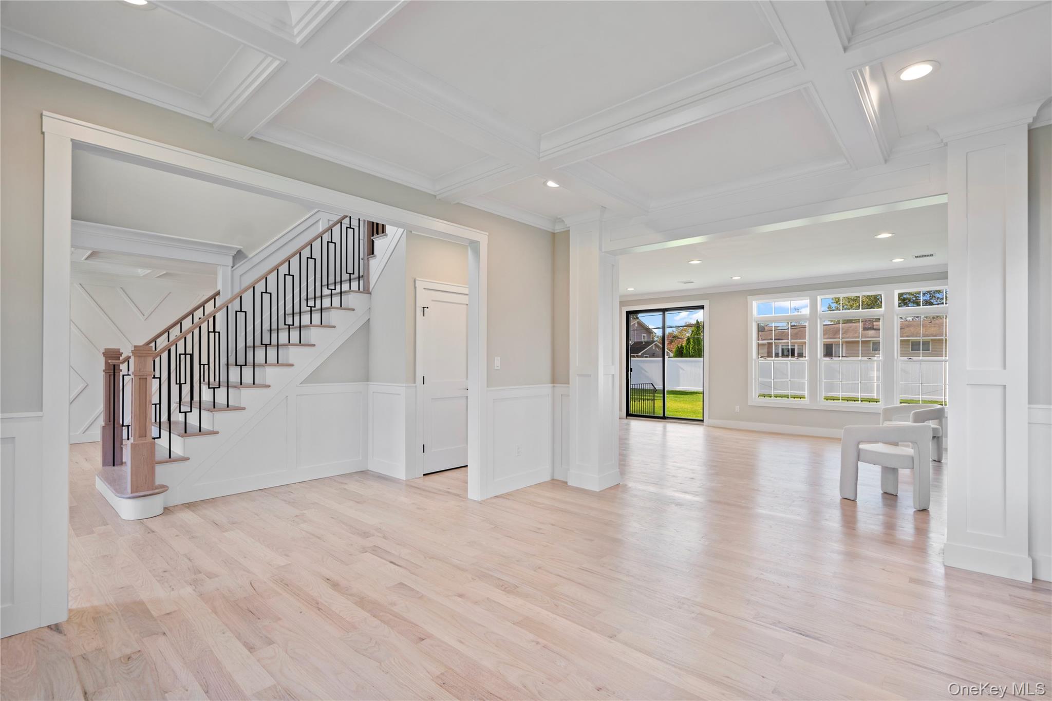 25 Westchester Avenue, Jericho, NY 11753