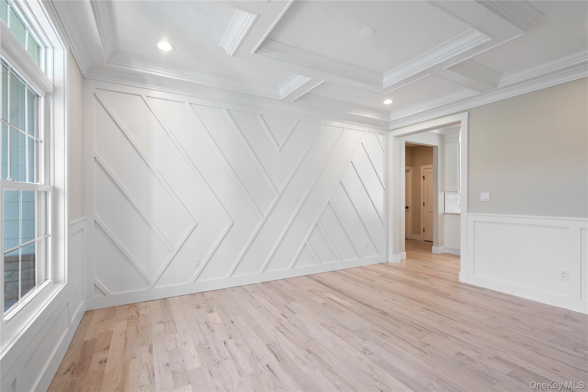 25 Westchester Avenue, Jericho, NY 11753