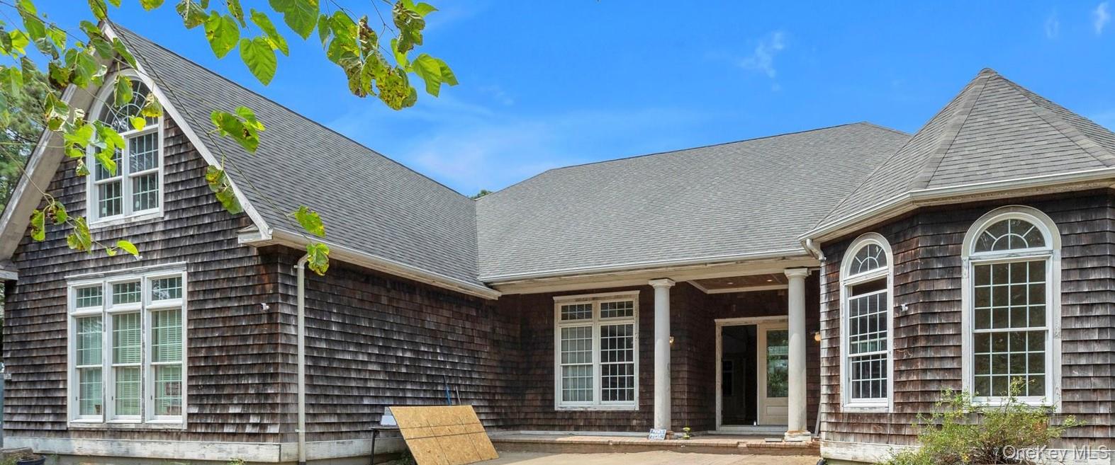 138 Maggie Drive, East Quogue, NY 11942