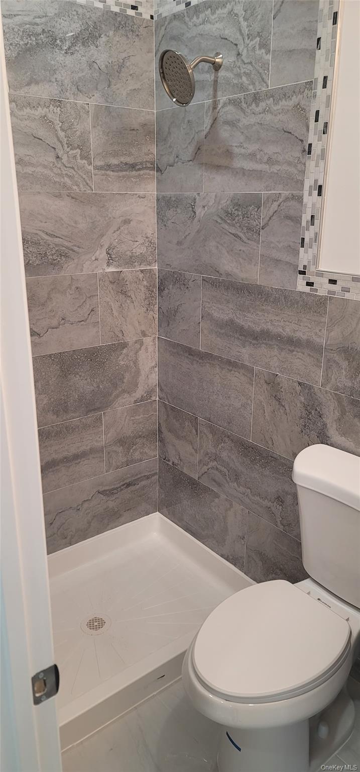 61 Andover Drive, Deer Park, NY 11729