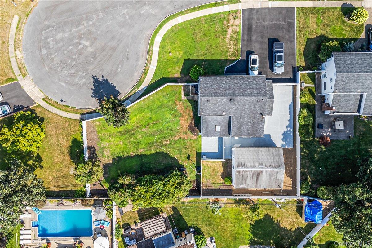 61 Andover Drive, Deer Park, NY 11729