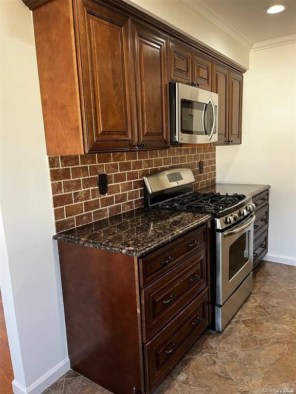 61 Andover Drive, Deer Park, NY 11729