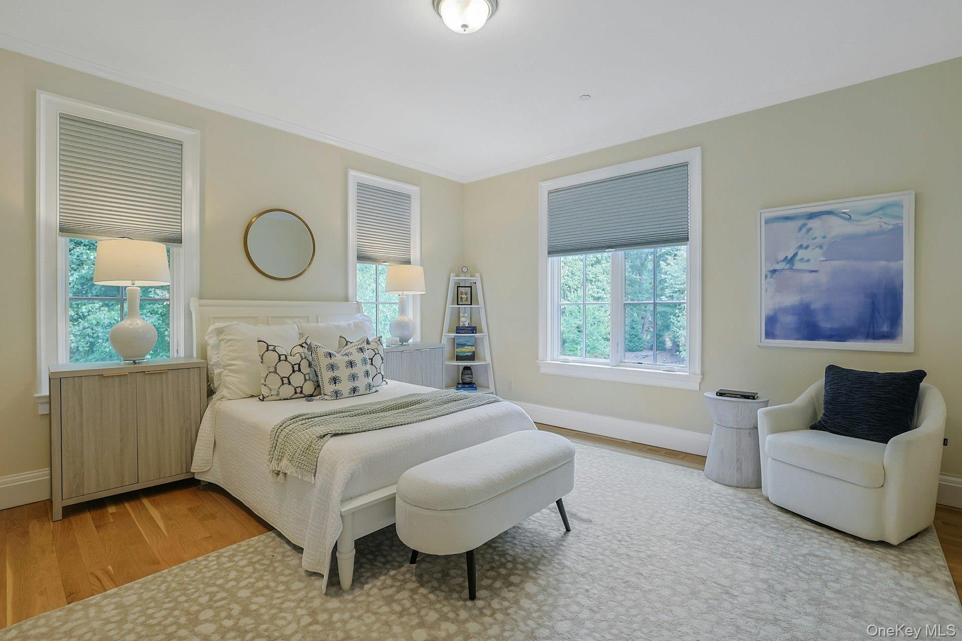 27 Dearman Close, Irvington, NY 10533