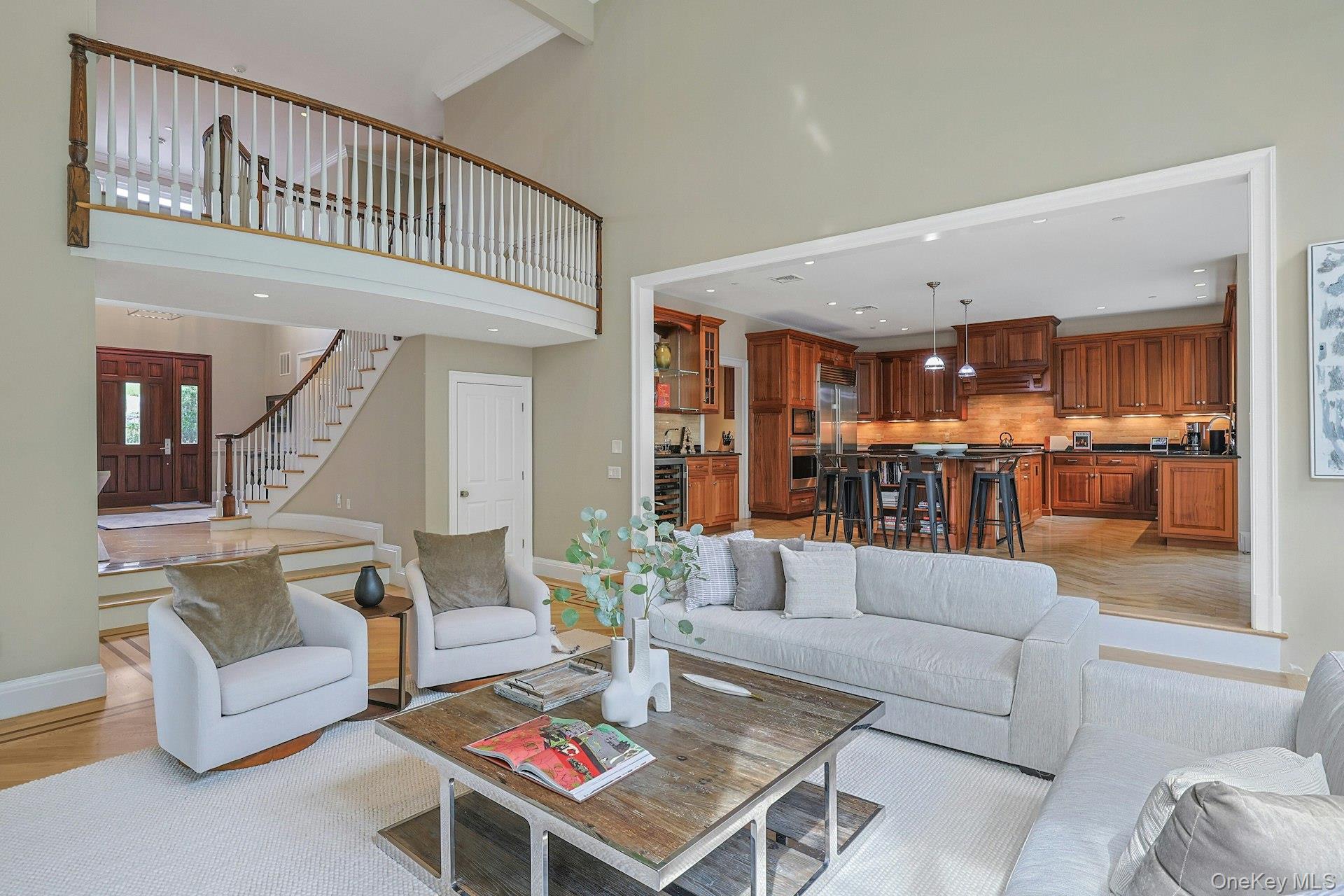 27 Dearman Close, Irvington, NY 10533