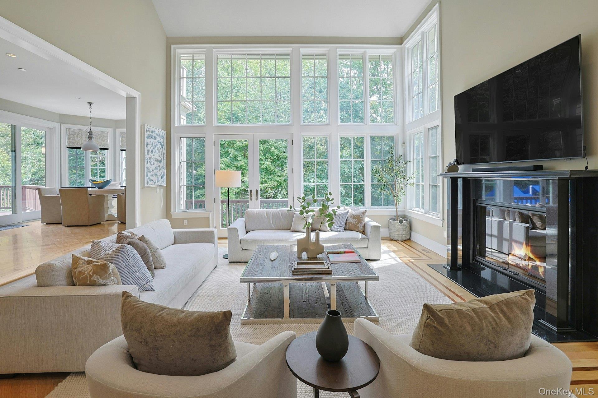 27 Dearman Close, Irvington, NY 10533