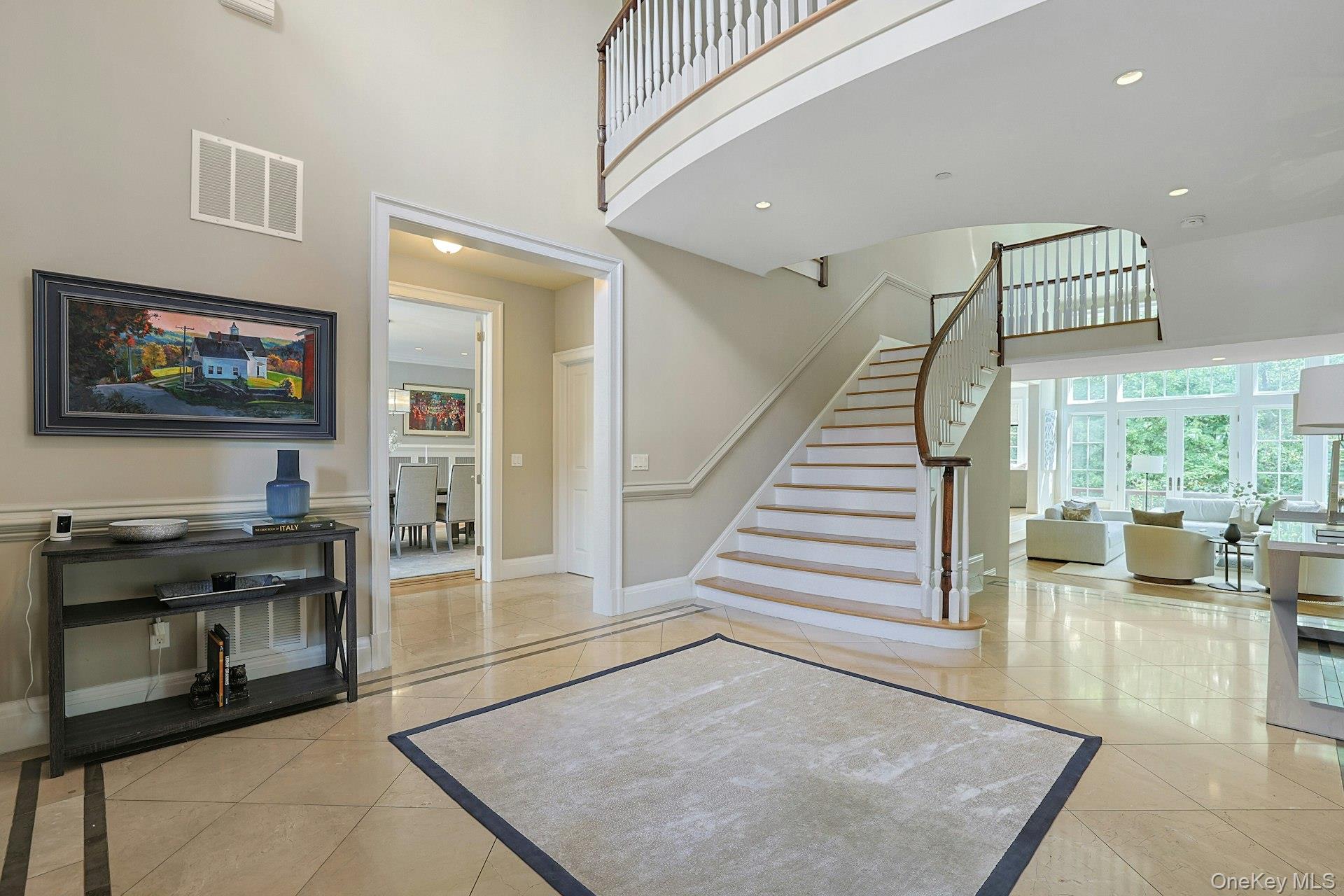 27 Dearman Close, Irvington, NY 10533