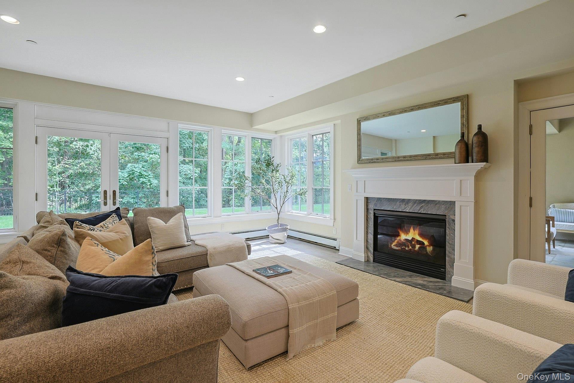 27 Dearman Close, Irvington, NY 10533