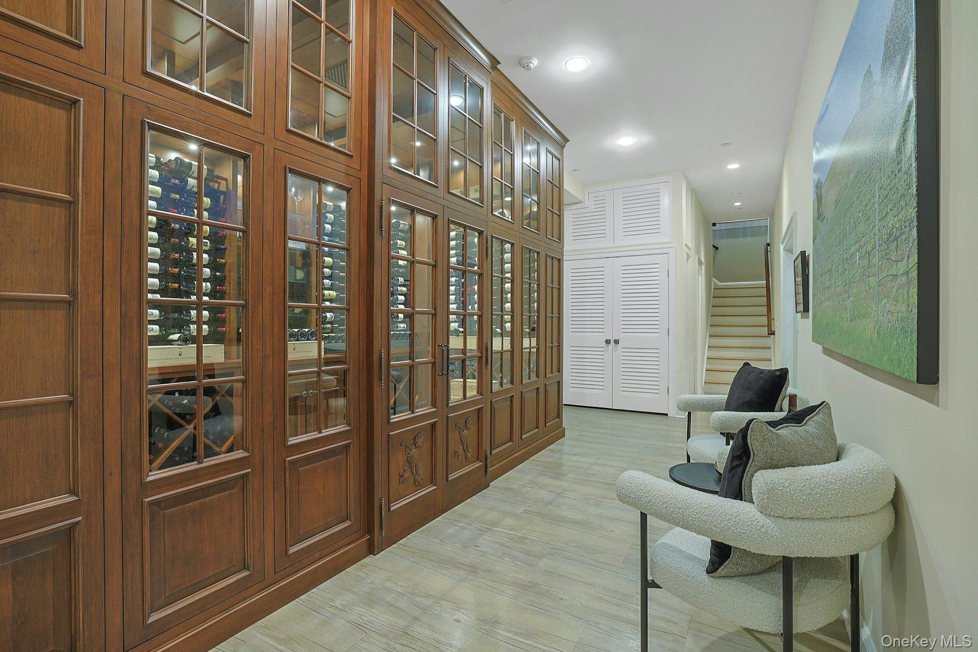 27 Dearman Close, Irvington, NY 10533