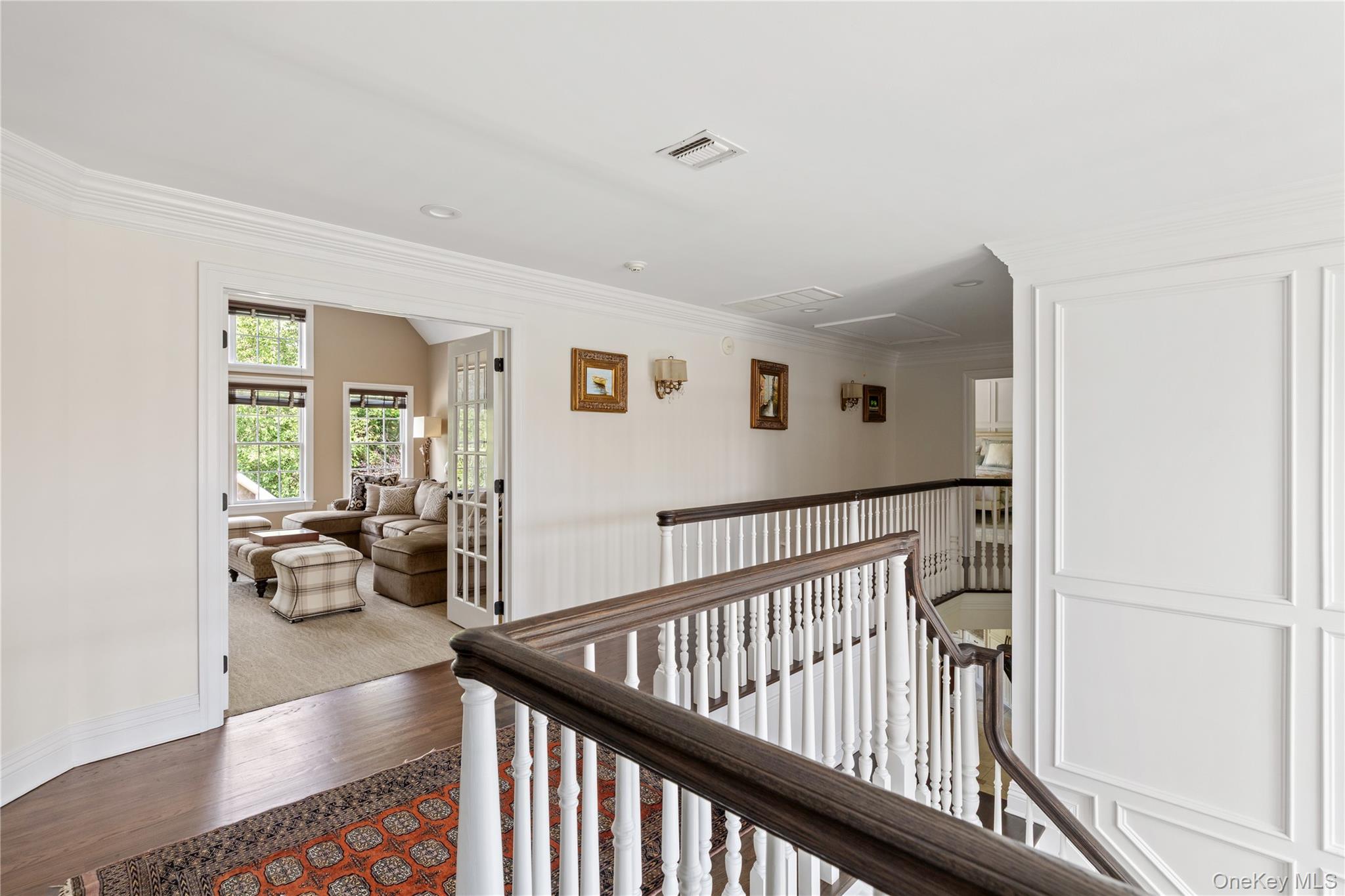 23 Legends Circle, Melville, NY 11747