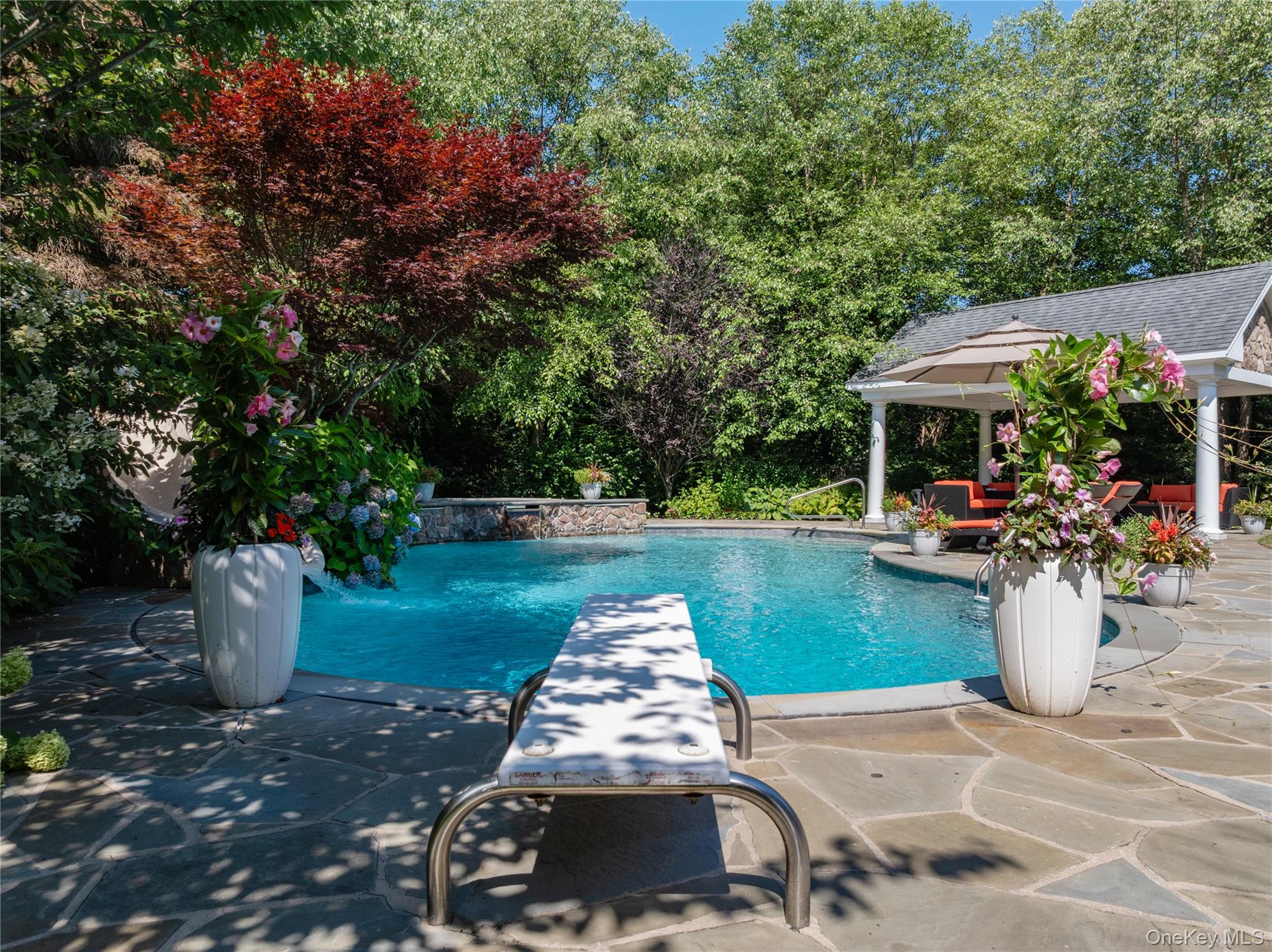 23 Legends Circle, Melville, NY 11747