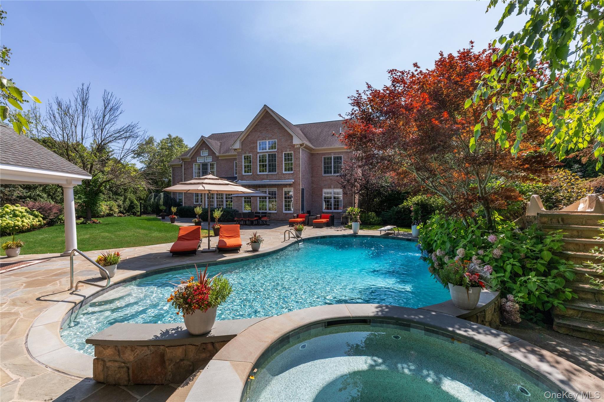 23 Legends Circle, Melville, NY 11747