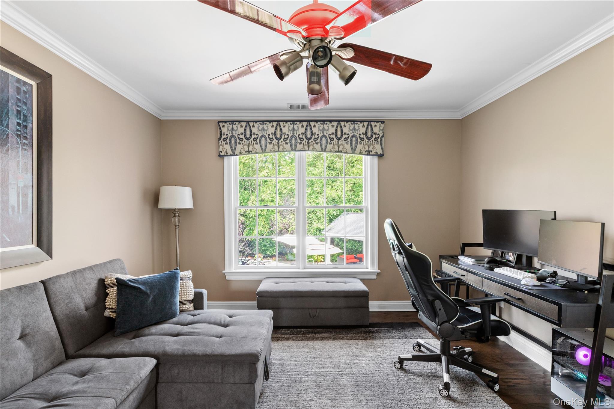 23 Legends Circle, Melville, NY 11747