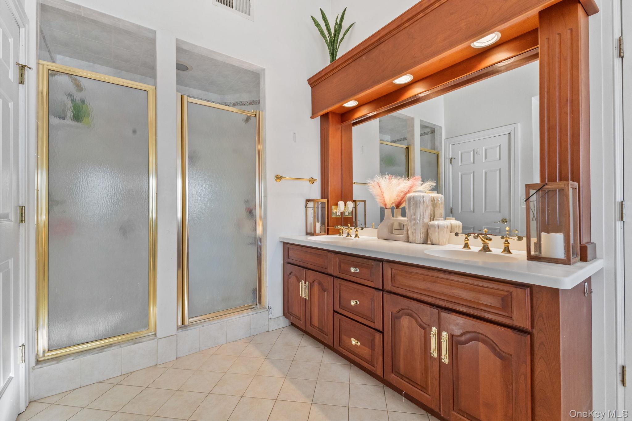 14 Kari Boulevard, Poughkeepsie, NY 12601