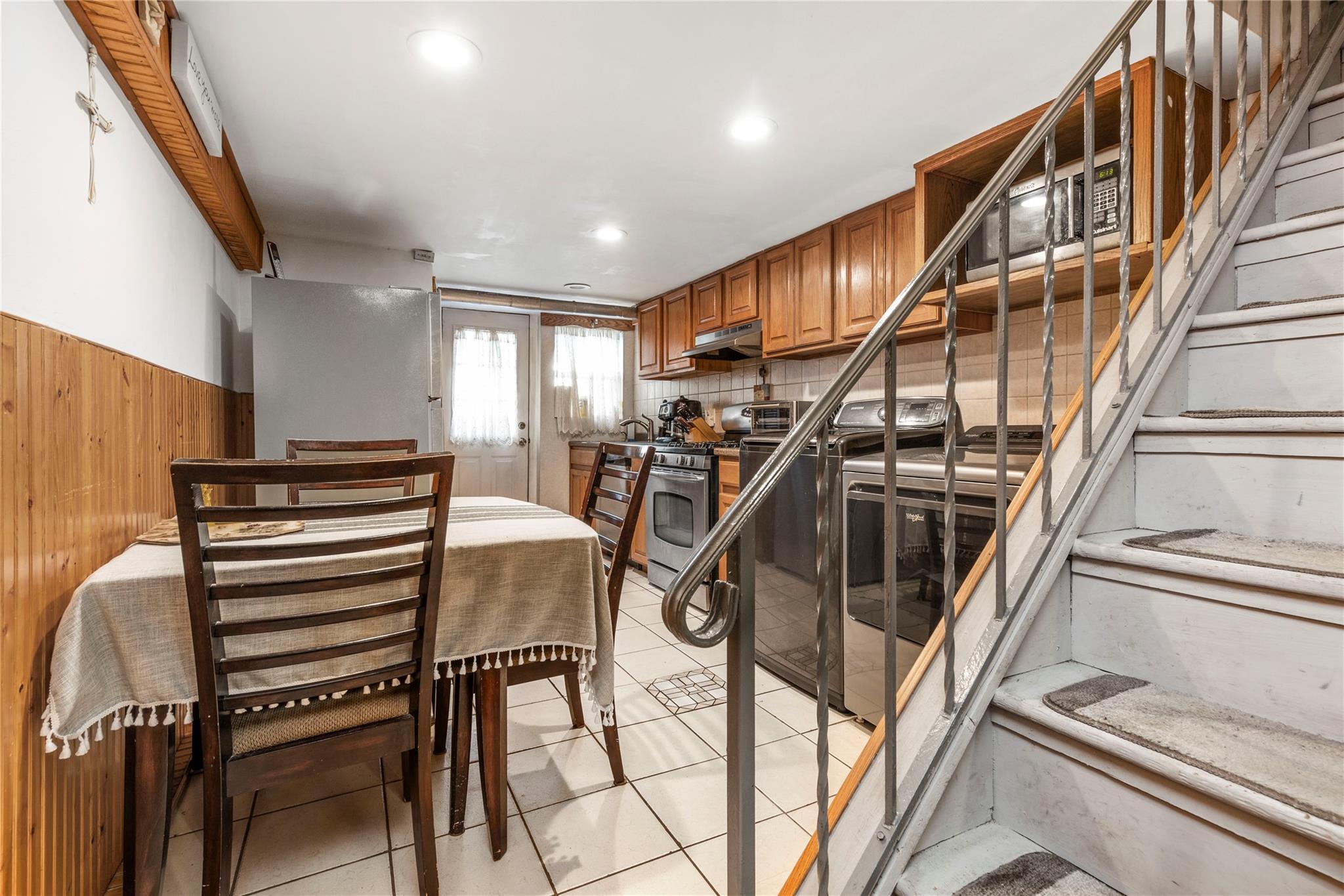 2009 42nd Street, Astoria, NY 11105