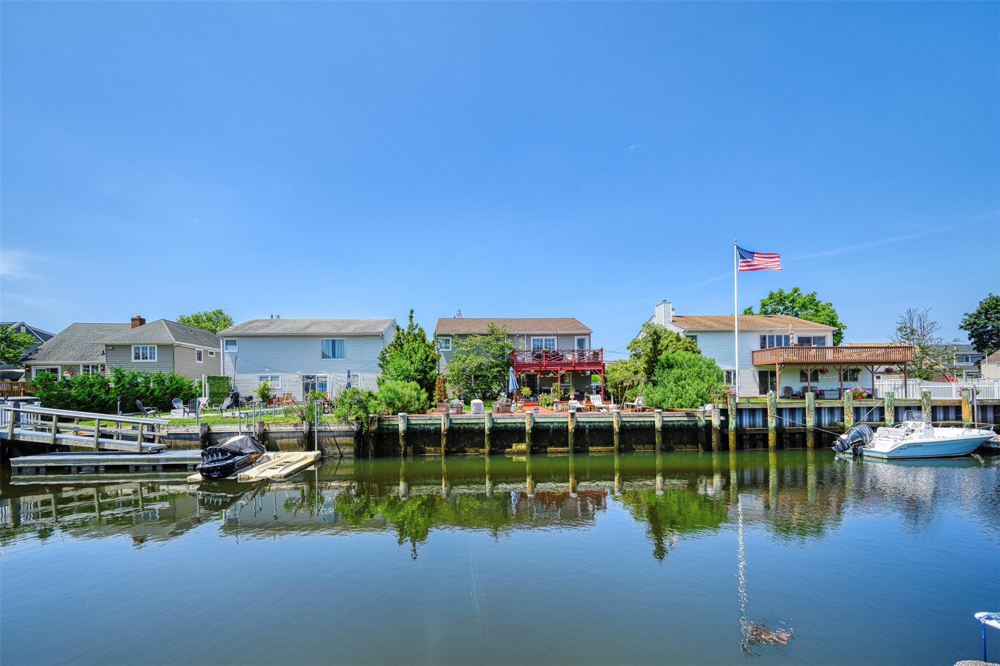 142 Gordon Place, Freeport, NY 11520