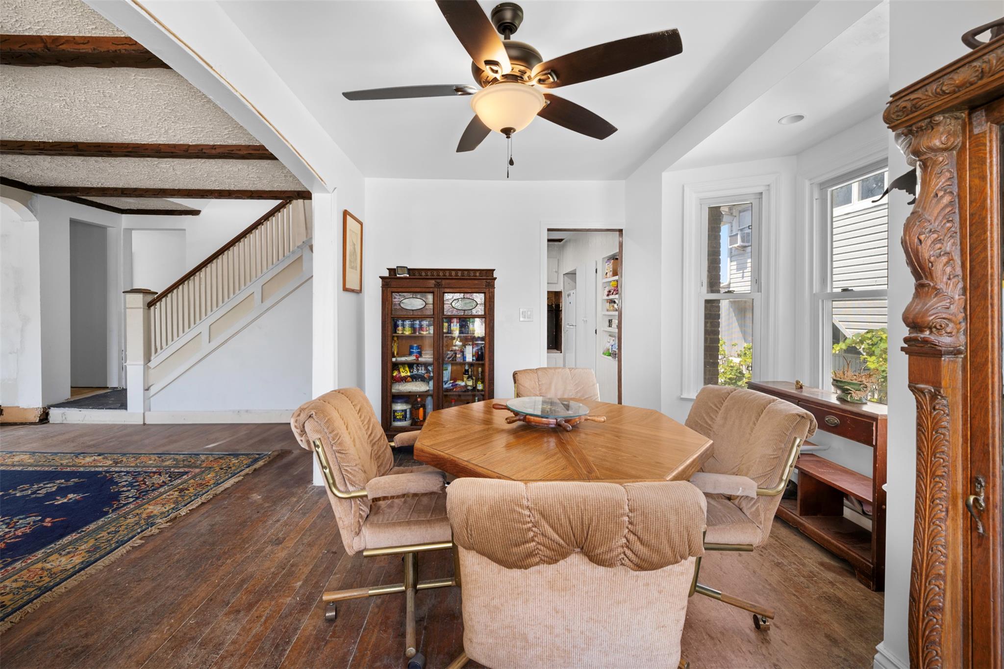 142 Gordon Place, Freeport, NY 11520