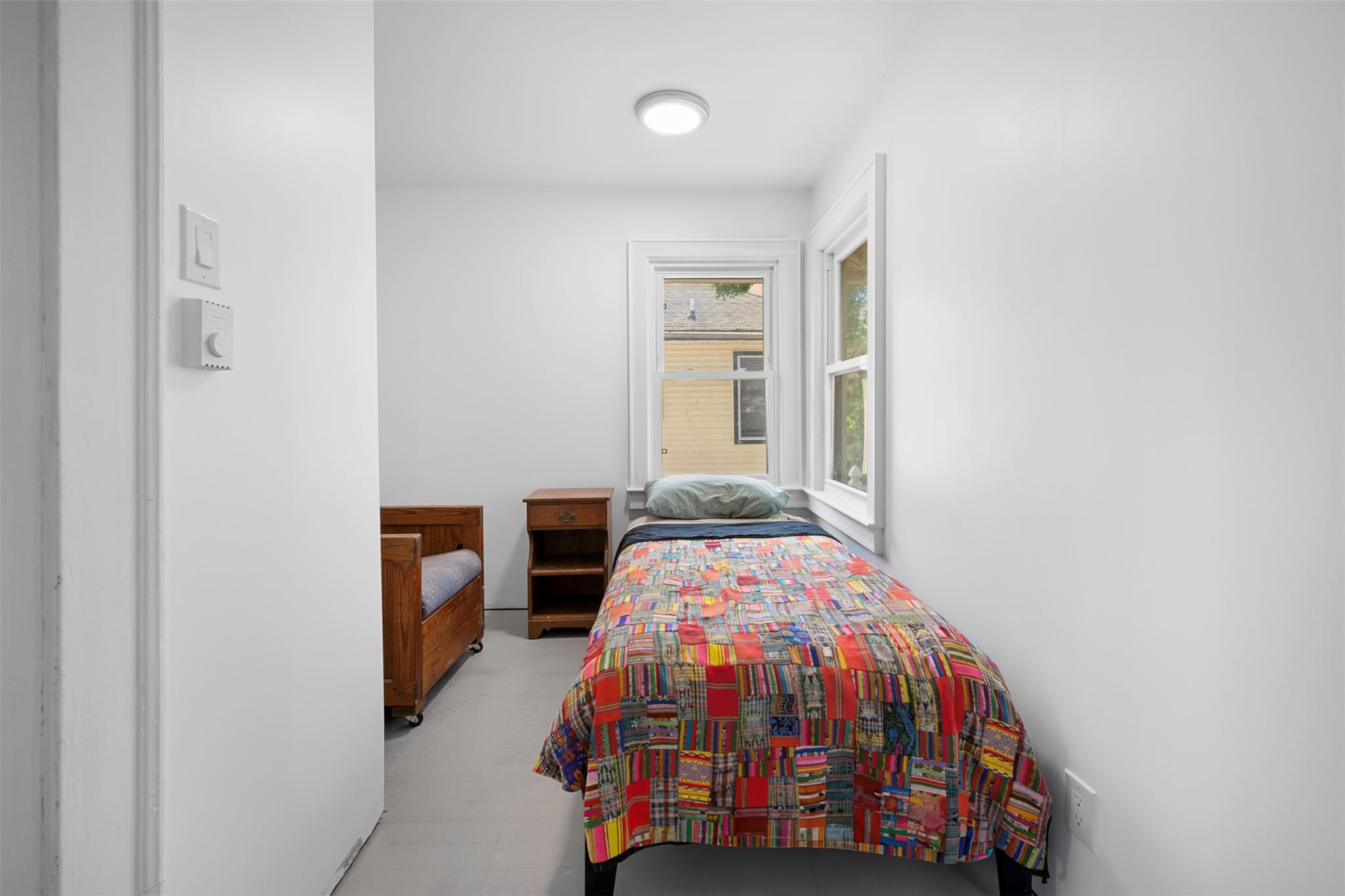 142 Gordon Place, Freeport, NY 11520