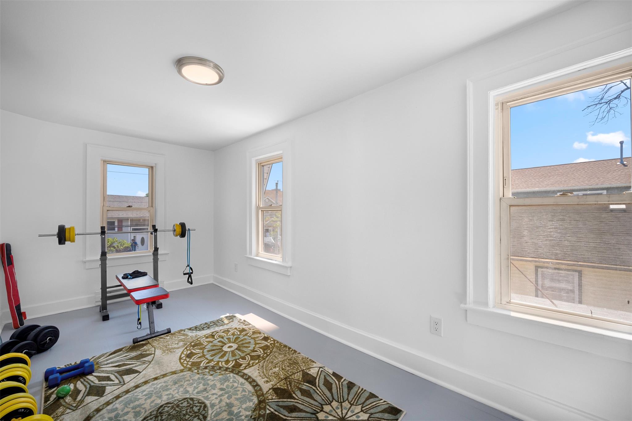 142 Gordon Place, Freeport, NY 11520