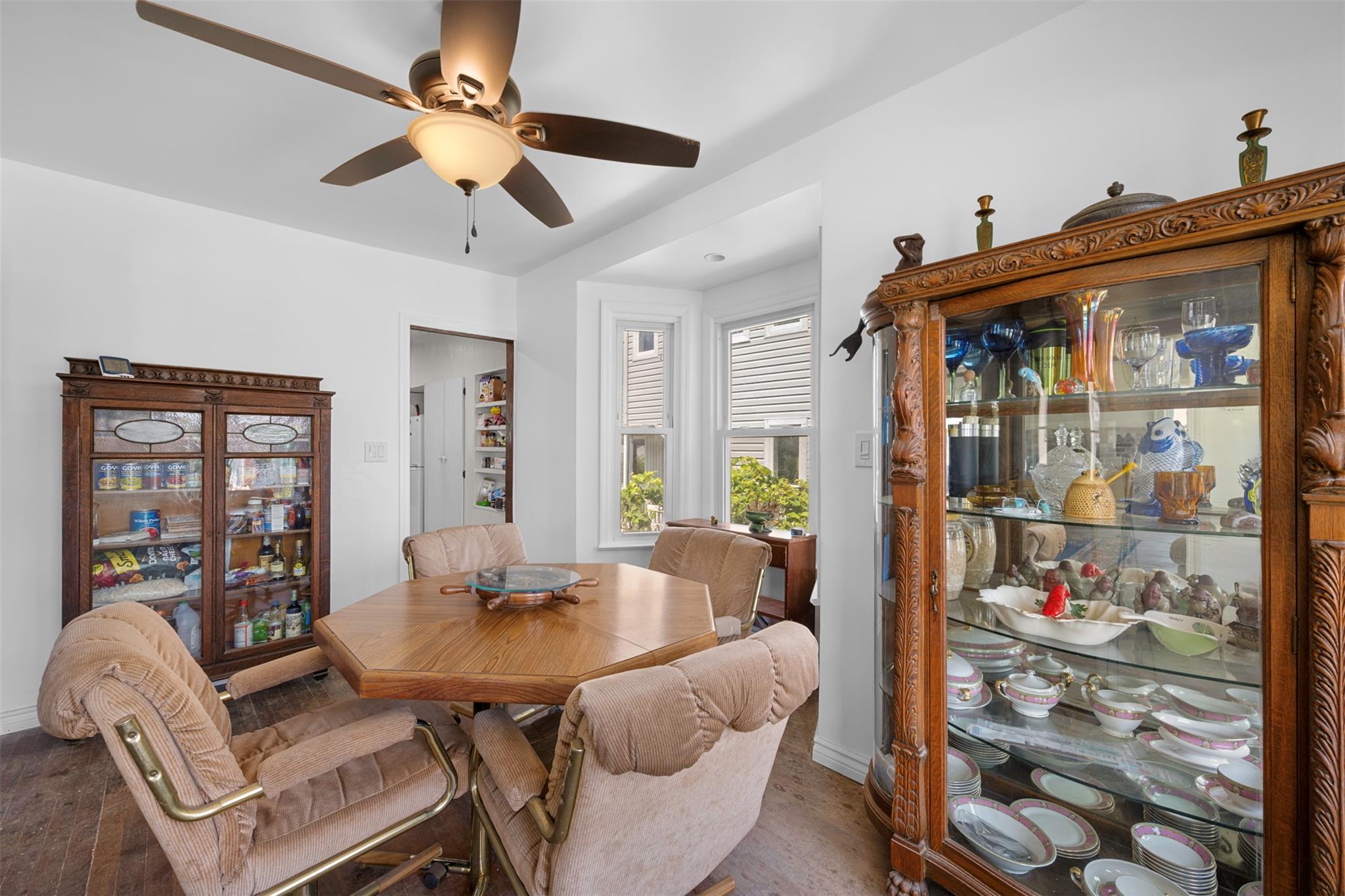 142 Gordon Place, Freeport, NY 11520