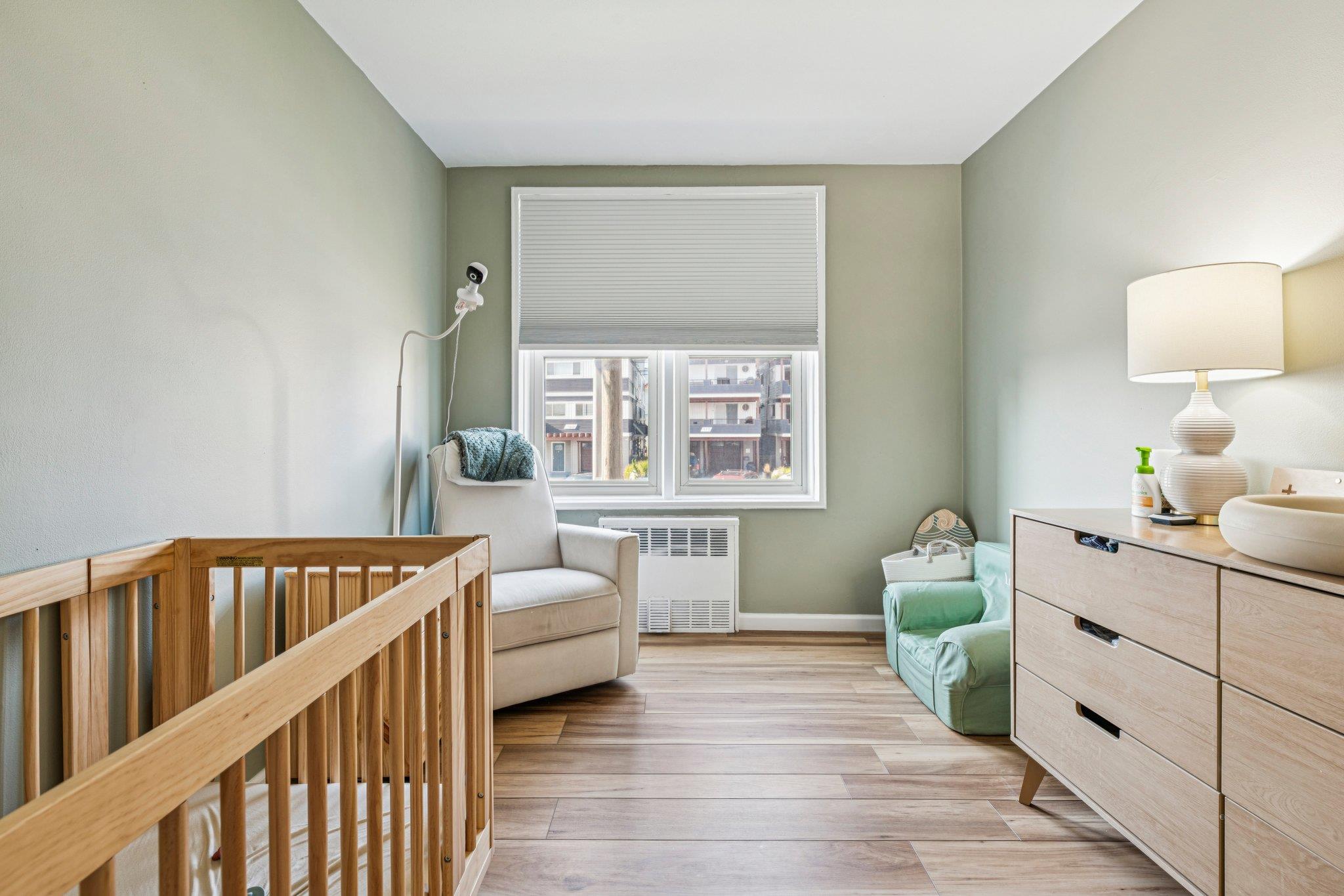 560 W Broadway # 1G, Long Beach, NY 11561